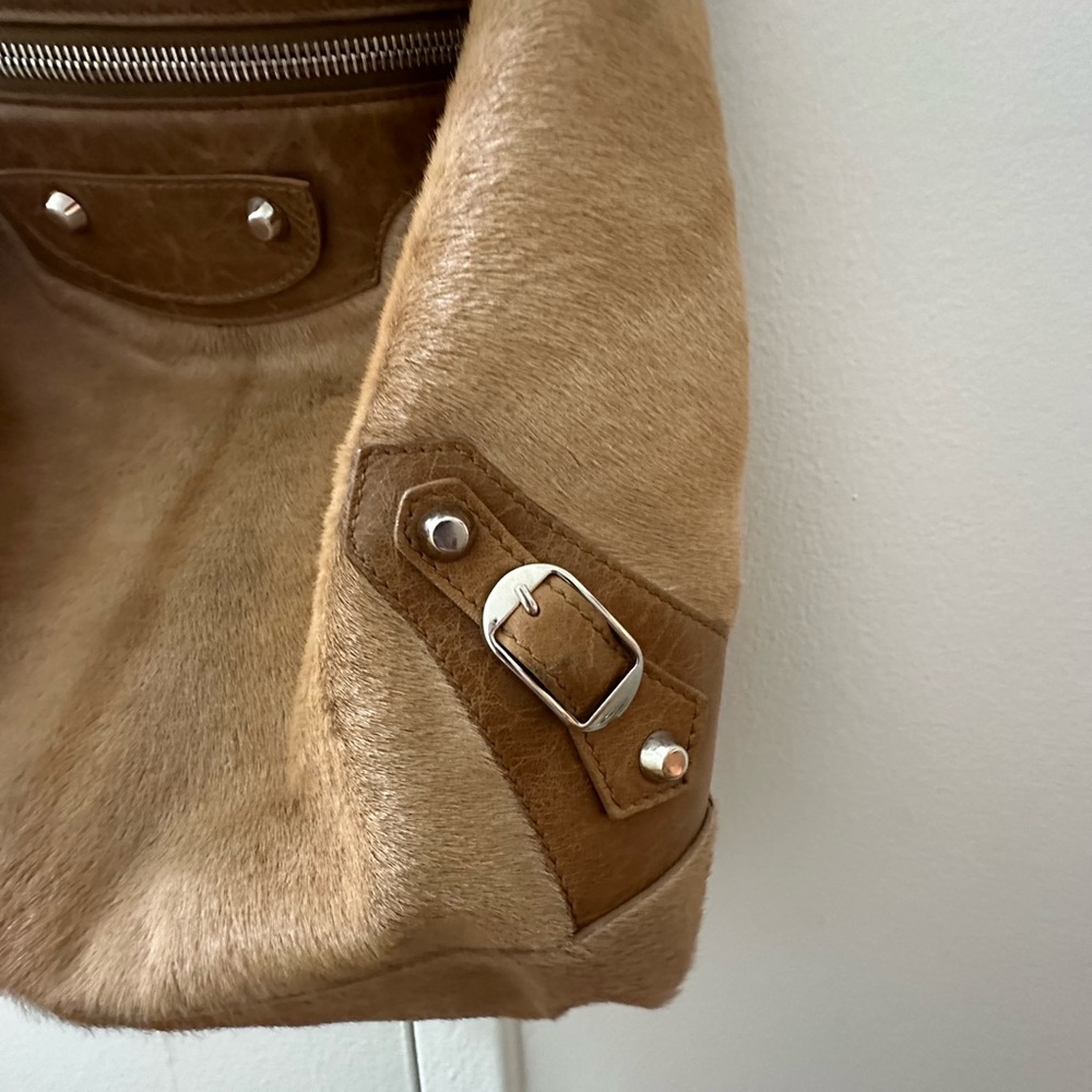 Balenciaga Tan Shoulder Bag - Picture 7 of 15
